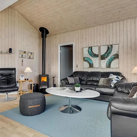 Stunning Home In Sydals With Sauna Feriehus *